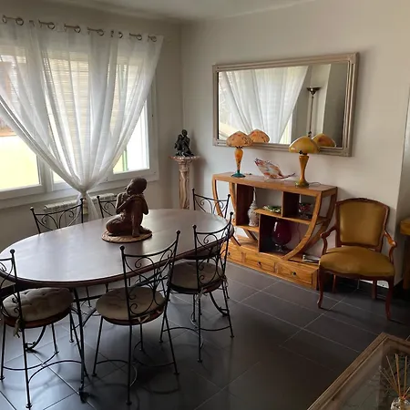 Chez Agnes Apartament *